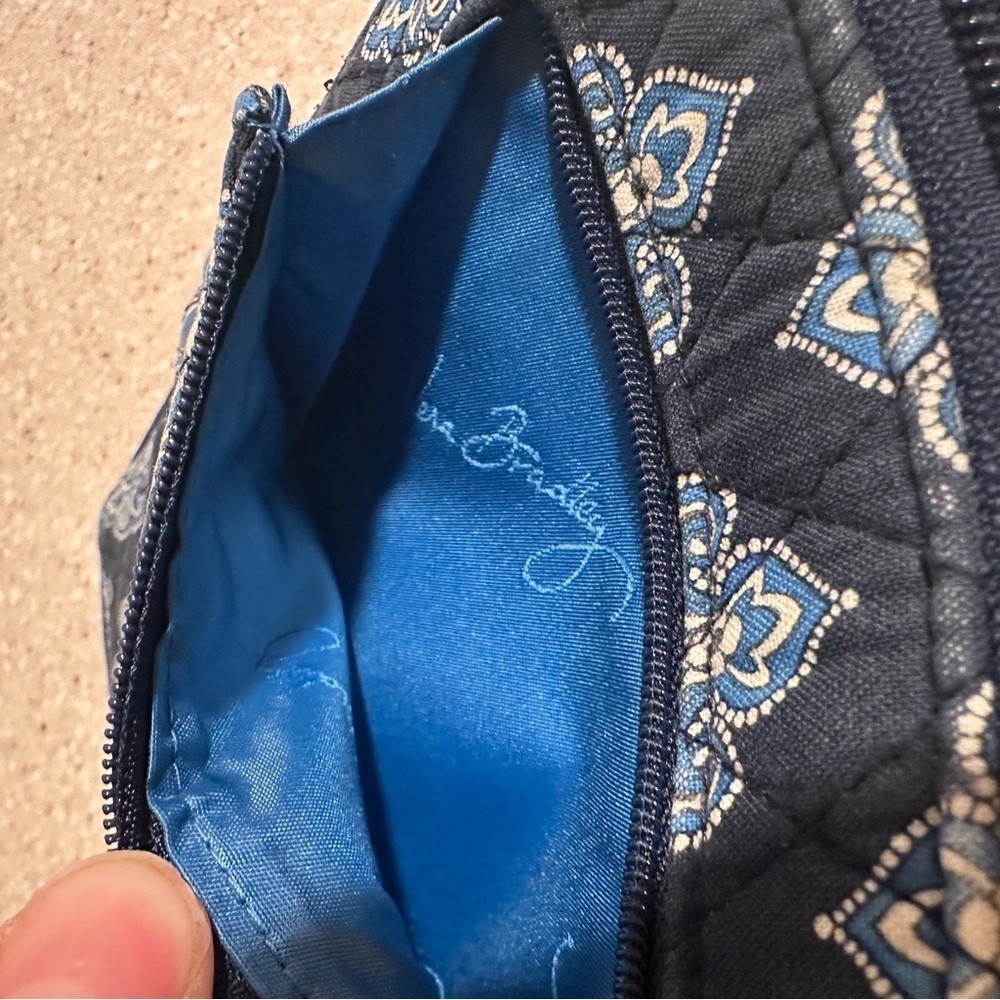 Vera Bradley Little Betsy Shoulder Bag & Bifold Wallet in Calypso NavyBlue 2009 - Picture 7 of 15